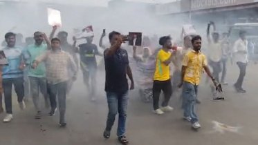 মহাখালীতে আওয়ামী লীগের মিছিল-ককটেল বিস্ফোরণ, আটক ৪